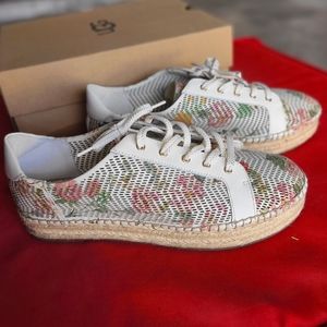 Vince Camuto Joellen Espadrile Sneakers size 10